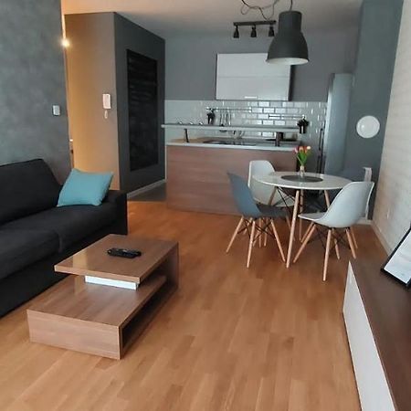 Apartament Apartman Urban & 4 Zagrzeb Zewnętrze zdjęcie